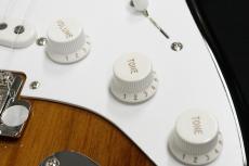 Fender 70TH ANNIVERSARY AMERICAN VINTAGE II 1954 STRATOCASTER_6