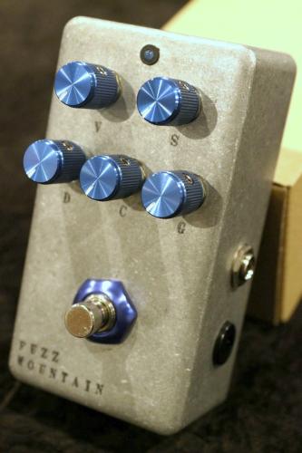 kgrharmony \"Fuzz Mountain\" (ファズファクトリー系) Fuzz Mountain 発振系ファズ《AL STANDARD》 | kgr harmony