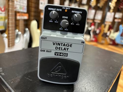 BEHRINGER VD400