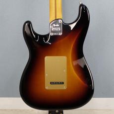 Fender American Ultra II Stratocaster Ultraburst_2