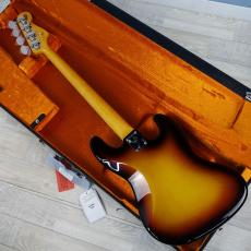 Fender American Vintage II 1966 Jazz Bass Left-Hand 3-Color Sunburst_6