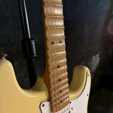 Fender Yngwie Malmsteen Stratocaster 1996【3.58kg】_15