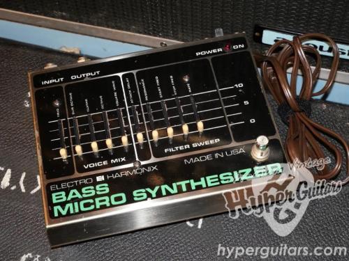 Electro-Harmonix 80's Bass Micro Synthesizer
