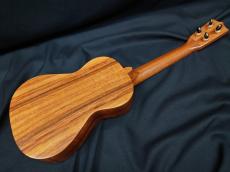 Kelii C-G/V_4