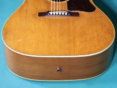 Gibson J-50_10