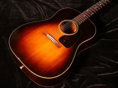 Gibson J-45【1942-1945 最初期モデル!凄まじい鳴り!爆音!訳アリの為相場よりお値打ちです!】先ずは解説試奏動画をご覧下さい。_2