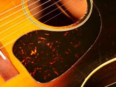 Gibson J-45【1942-1945 最初期モデル!凄まじい鳴り!爆音!訳アリの為相場よりお値打ちです!】先ずは解説試奏動画をご覧下さい。_14
