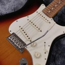 Fender Player Stratocaster 3-Color Sunburst / Pau Ferro 【中古美品】【2017年製】_3