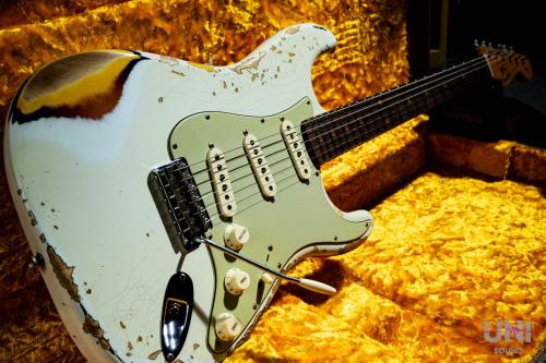 Fender Custom Shop 1961 Stratocaster Heavy Relic Super Faded Aged Sonic Blue over 3-Color Sunburst / 2023