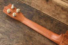 Sofla Ukes Concert Curly Hawaiian Koa_6