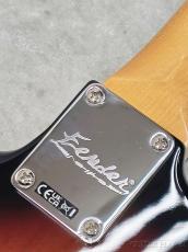 Fender 【アウトレット】Kurt Cobain Jaguar -3-Color Sunburst-【MX26022507】【3.84kg】_10