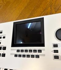 YAMAHA MOTIF XF6_5