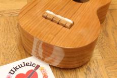 Famous FS-11G Cherry Soprano Ukulele ウクレレ(+3点初心者セット)_3