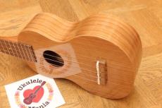 Famous FS-11G Cherry Soprano Ukulele ウクレレ(+3点初心者セット)_7