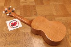 Famous FS-11G Cherry Soprano Ukulele ウクレレ(+3点初心者セット)_9