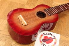 Famous FS-7G Red Sunburst Mahogany Soprano Ukulele ウクレレ(+3点初心者セット)