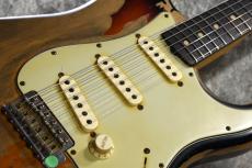 Fender Custom Shop Rory Gallagher Stratocaster Heavy Relic 3 Color Sunburst 2004年製【漆黒指板個体】_9