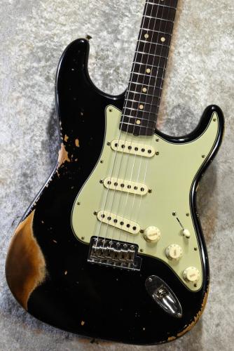 Fender Custom Shop NAMM LTD 1962 Stratocaster Heavy Relic Black CZ586170【極薄ラッカー、漆黒指板個体】
