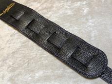 Grande uomo 紫桜刺しゅうストラップ ブラックレザー_4