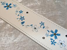 Grande uomo 雪桜刺しゅうストラップ ホワイトレザー_3