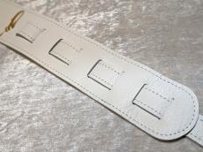 Grande uomo 雪桜刺しゅうストラップ ホワイトレザー_4