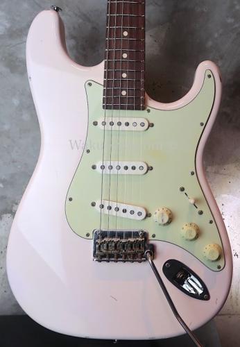 Suhr Classic Antique Shell Pink / Aged by Master Builder J. W. Black 