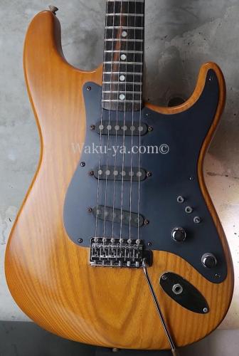 Valley Arts  '78　Stratocaster SSS / Natural 