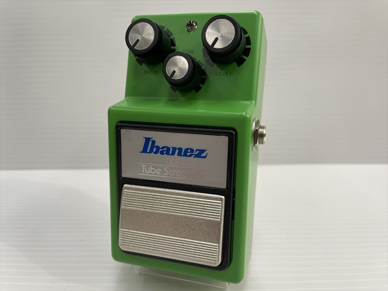 ギター Ibanez TS9 Amazon.com: Ibanez TS9 White Black Red Blue Electric Guitar