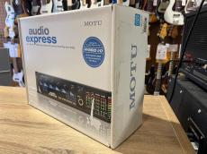 MOTU AudioExpress FireWire ・ USB / MIDI ・ オーディオ インターフェイス_5