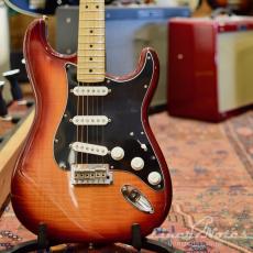 Fender 2018 Player Stratocaster Plus Top (Aged Cherry Burst)