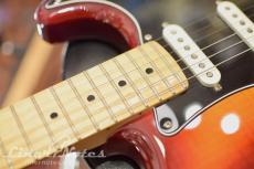 Fender 2018 Player Stratocaster Plus Top (Aged Cherry Burst)_5