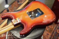Fender 2018 Player Stratocaster Plus Top (Aged Cherry Burst)_8