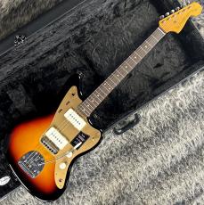 Fender Limited Edition Vintera II Road Worn '50s Jazzmaster 3-Color Sunburst_2
