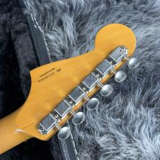 Fender Limited Edition Vintera II Road Worn '50s Jazzmaster 3-Color Sunburst_9