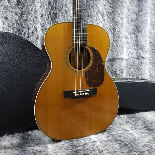 Martin 000-28EC 2002