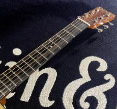 Martin 0-18 Standard S/N 2628408【トップ割れ補修済、ブリッジ周り白濁あり、木部の焼けあり】_9