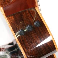 Taylor 812e_12
