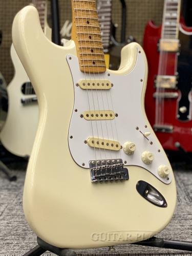 Fender Japan 【中古特価市】1987 ST72-55 ''Mod.'' -OWH/M (Olympic White)- 【E Serial!】【Scalloped Fingerboard!】