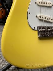 Fender 【夏のボーナスセール】 American Vintage '70s Stratocaster -Yellow White (Refinish) / Maple- 2012年製_7