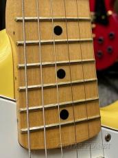 Fender 【夏のボーナスセール】 American Vintage '70s Stratocaster -Yellow White (Refinish) / Maple- 2012年製_10