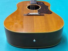 Gibson J-50_11