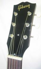 Gibson Custom Shop Limited  1960s J-45 Tri-burst / Original Peg・Spruce Top・Mahogany Side and Back・Large Pick-guard・2-Ring Rosette・Adjustable Bridge【With Original Hard Case】2018年製_3