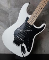 Charvel USA Select So-Cal Style 1 HSS / Snow Satin_7
