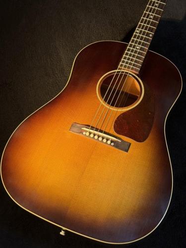 Gibson 【NEW】 M2M Murphy Lab 1942 Banner J-45 Sinker Maho Ultra Light Aged Vintage Sunburst #21376011 【G-CLUB TOKYO】【限定1本!】 