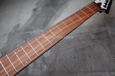 Skervesen Velociraptor 6-Strings / Trans White Top_4