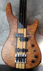 B.C.Rich USA Innovator Fretless Bass '95