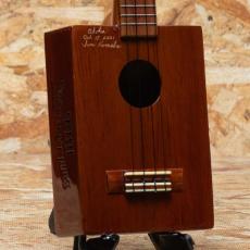 Kamaka Cigar Box Concert Ukulele 2001