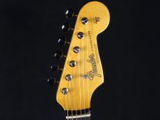 Fender American Vintage II 1965 Stratocaster Candy Apple Red_4