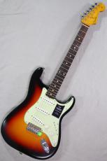 Fender 【極上の鈴鳴り個体】LTD Vintera II Road Worn '60s Stratocaster/3-Coler Sunburst【3.51kg】_2