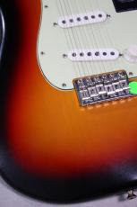 Fender 【極上の鈴鳴り個体】LTD Vintera II Road Worn '60s Stratocaster/3-Coler Sunburst【3.51kg】_3